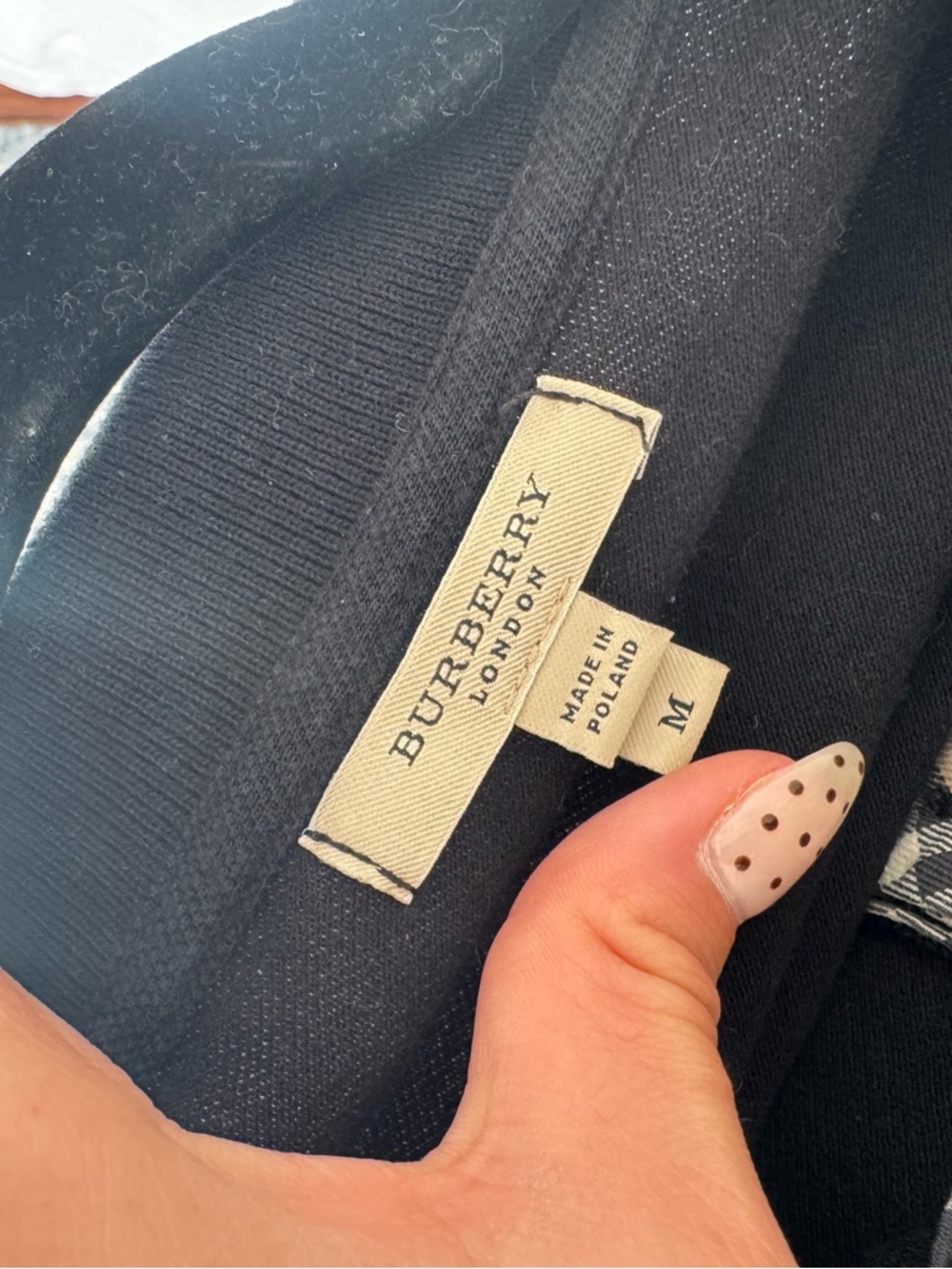Burberry Black Short-Sleeve Polo with Plaid Trim - Picture 4 of 5